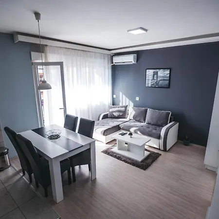 King Exclusive アパート Ni